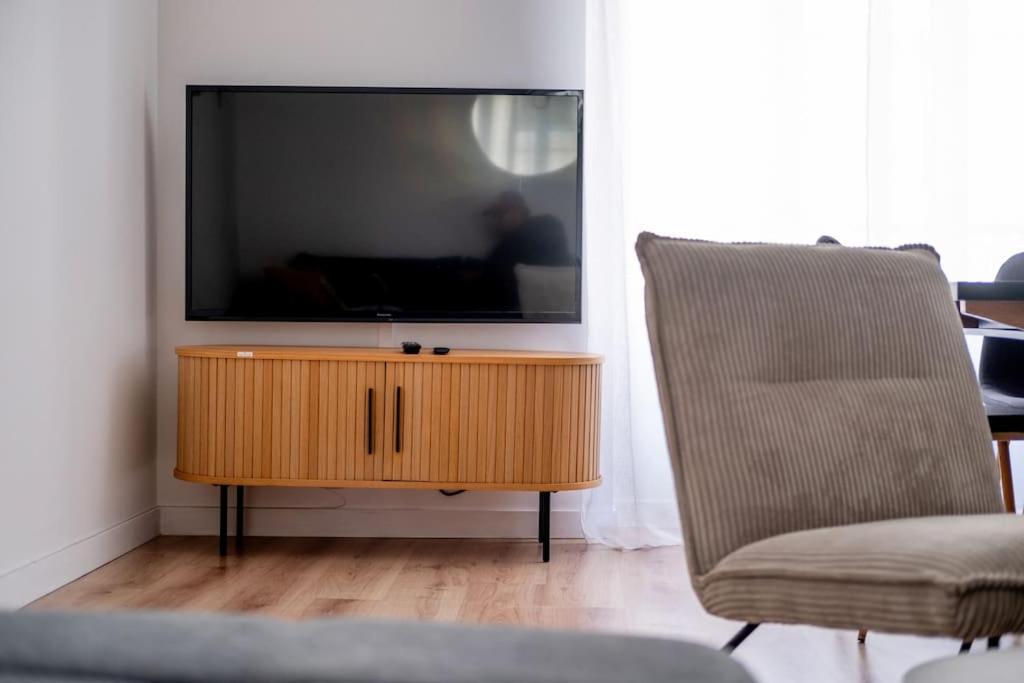 Le Boulingrin Apartment Reims Bagian luar foto