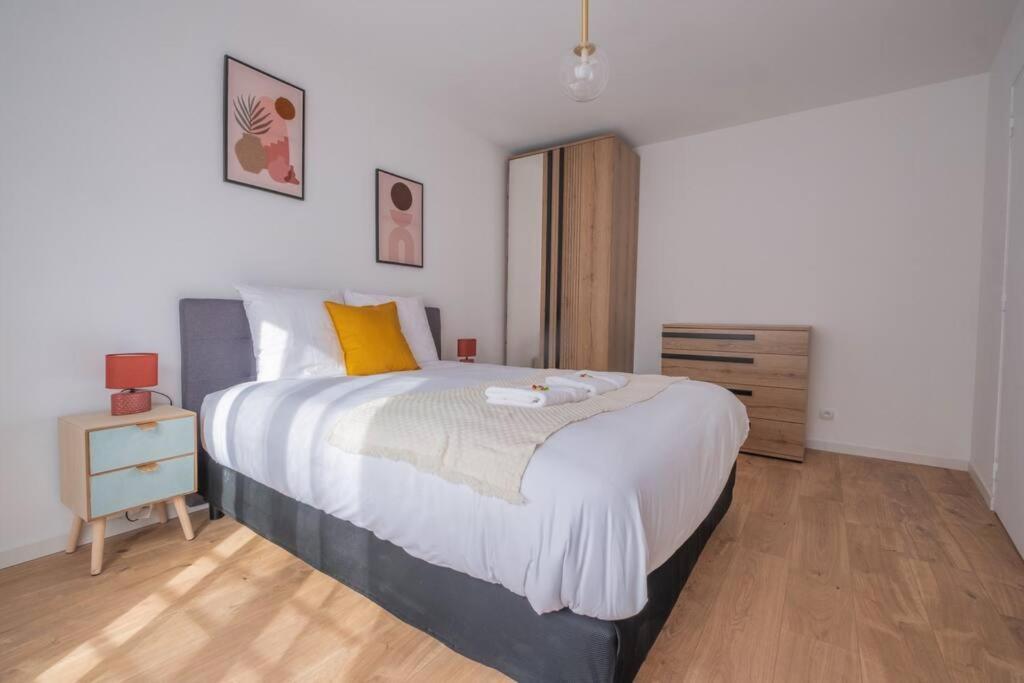 Le Boulingrin Apartment Reims Bagian luar foto
