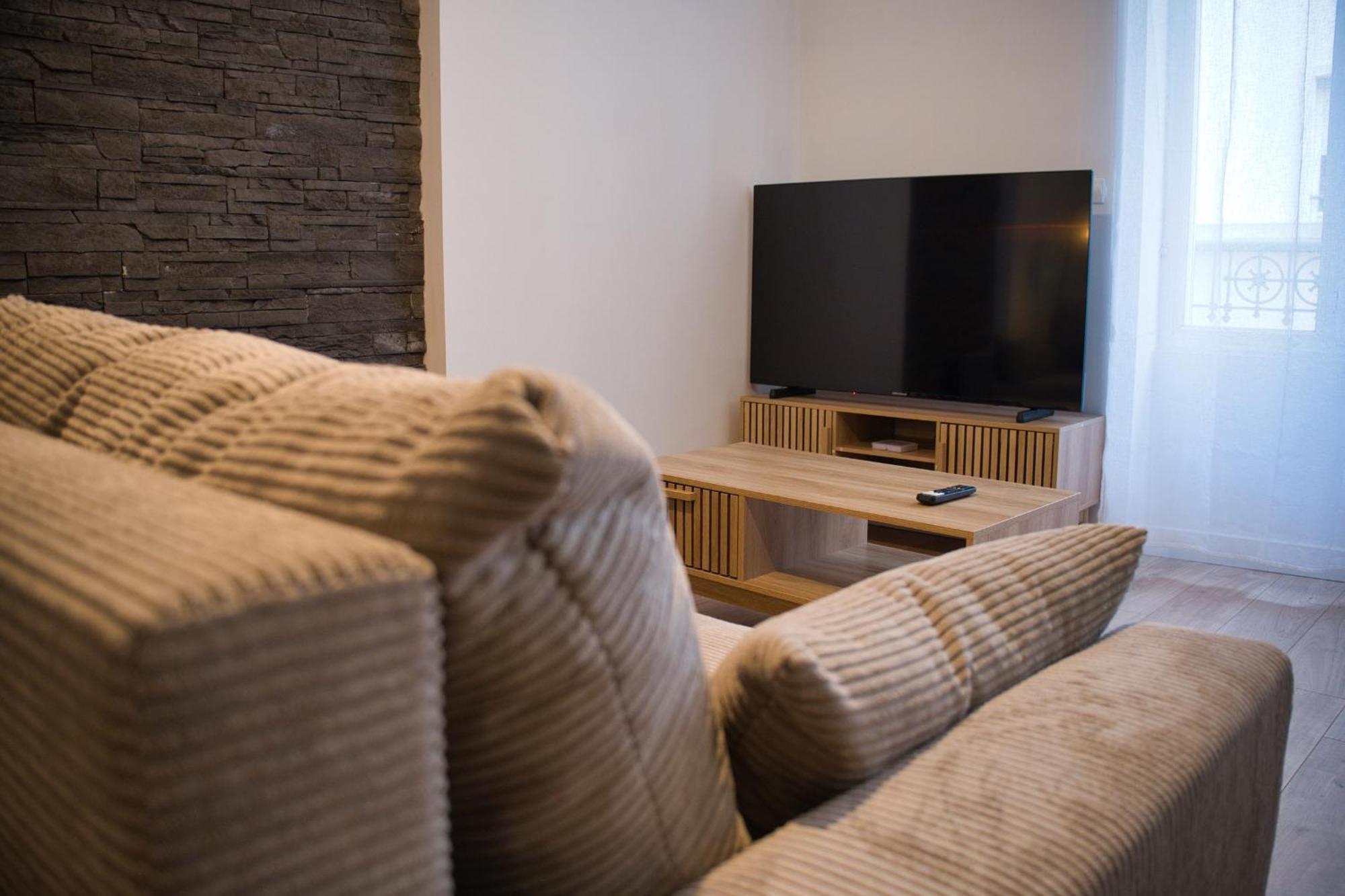 Le Boulingrin Apartment Reims Bagian luar foto
