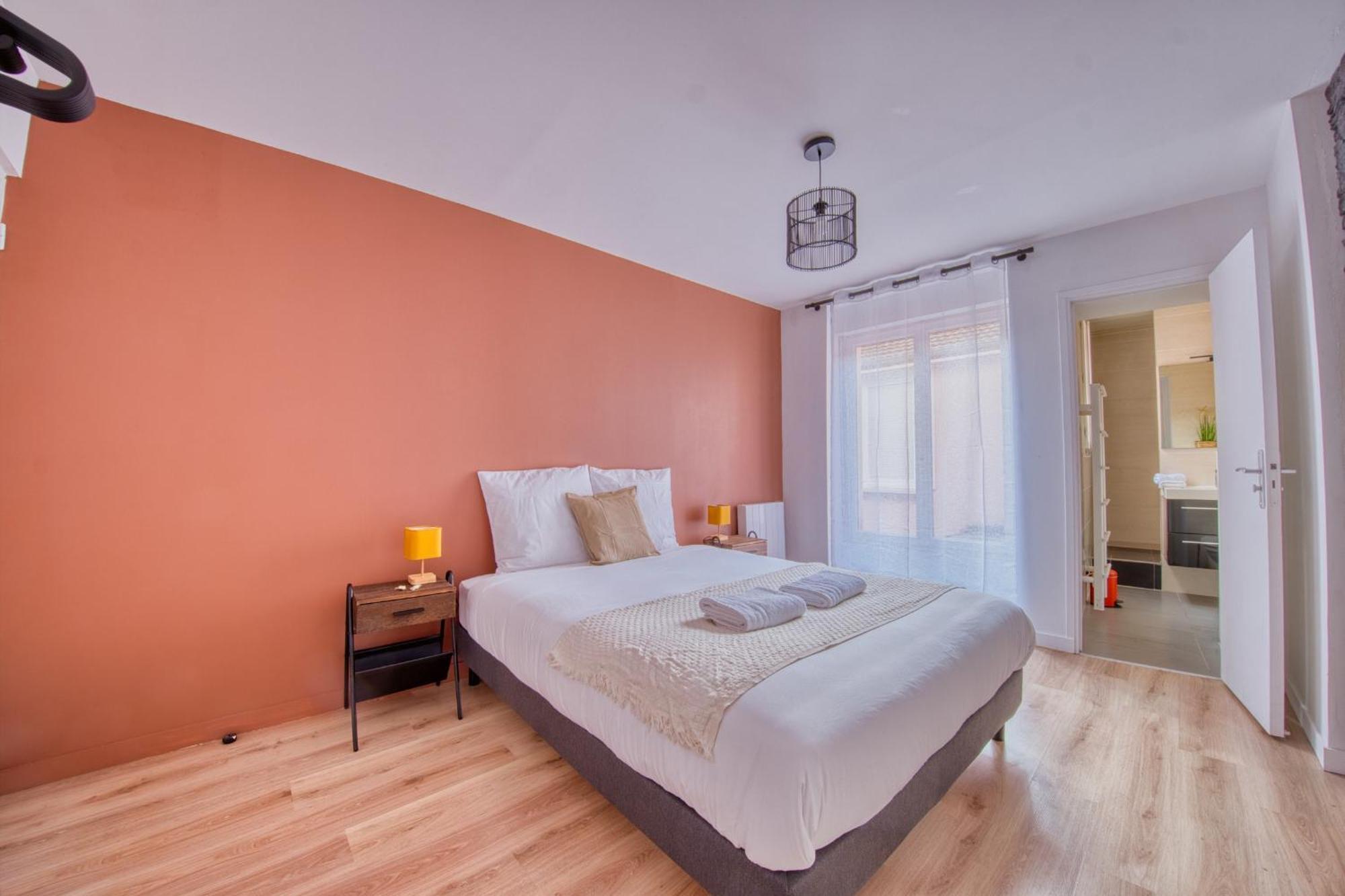 Le Boulingrin Apartment Reims Bagian luar foto